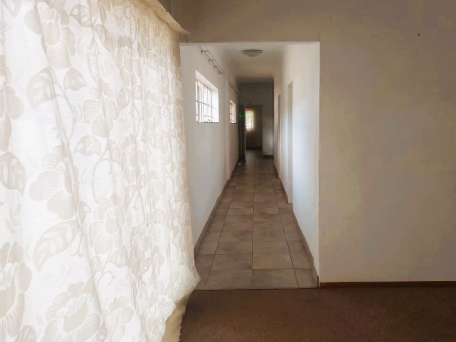 To Let commercial Property for Rent in Zilkaatsnek North West